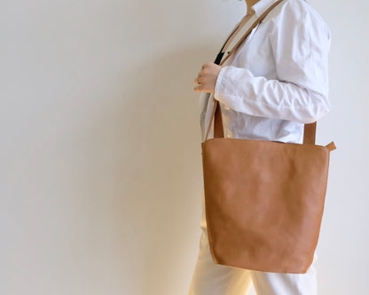 Alison Bucket